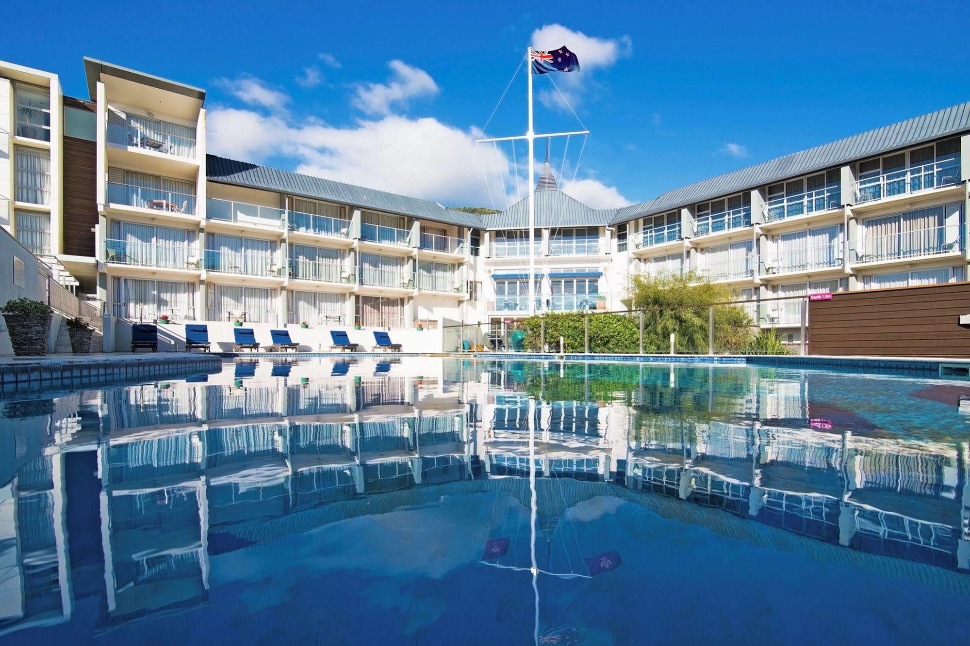 Picton Yacht Club Hotel Bagian luar foto